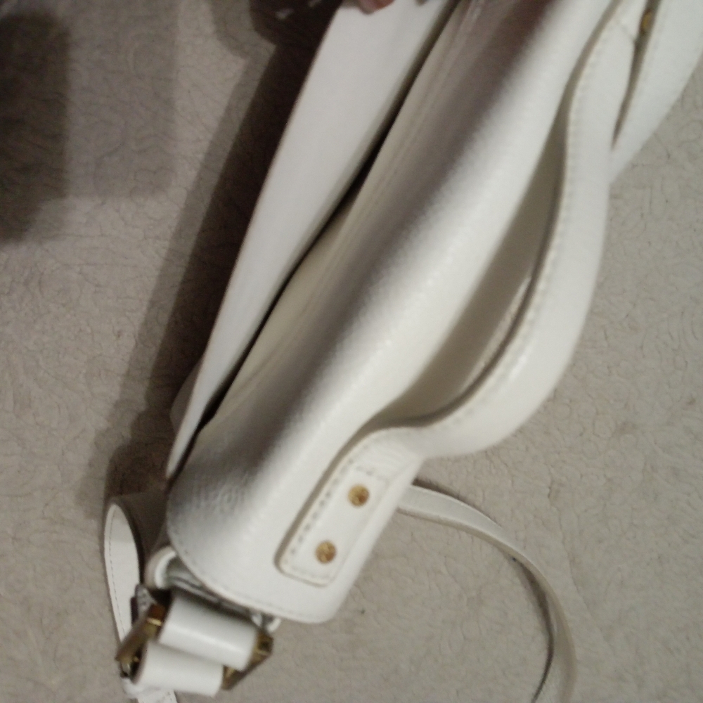 India Hicks White Leather Shoulder Bag with Gold Plate - Picture 2 of 7